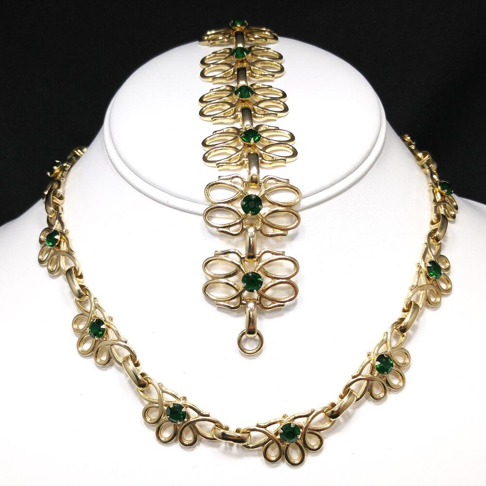 Vintage Green Rhinestone Necklace Bracelet Set Gold Tone Mid Century